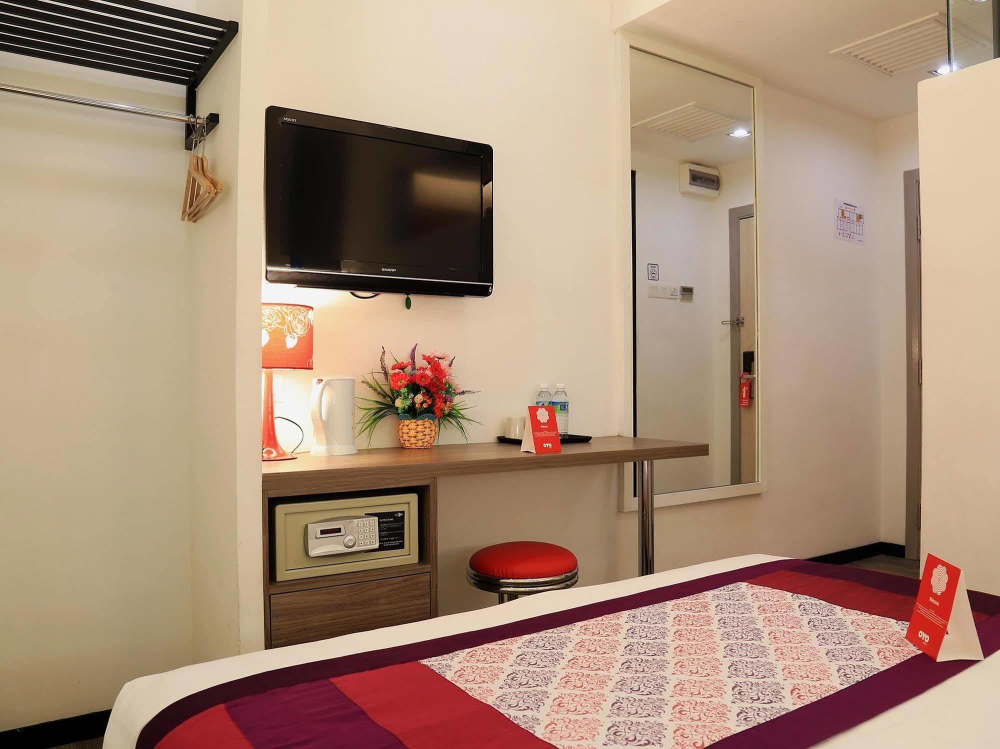 HelicoNia Hotel George Town Eksteriør billede