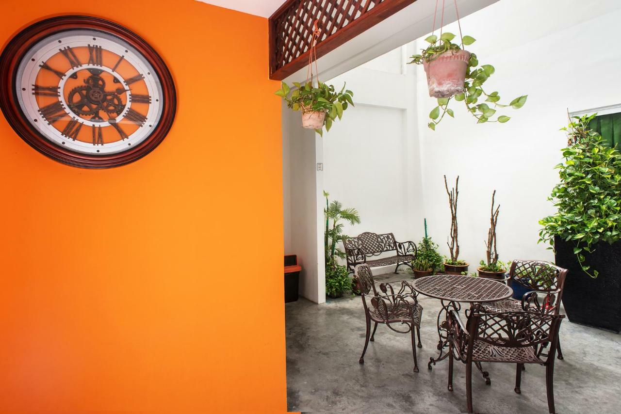 HelicoNia Hotel George Town Eksteriør billede